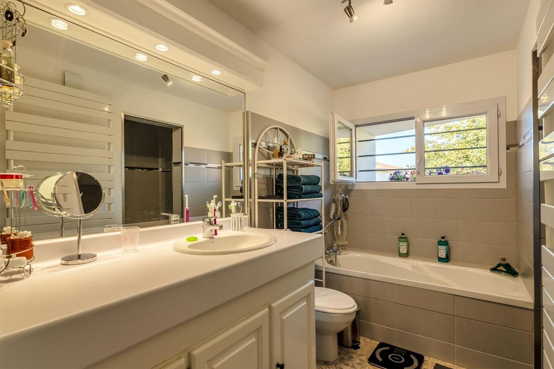 Maison Familiale Bergerac Billard Jardin Clos المظهر الخارجي الصورة
